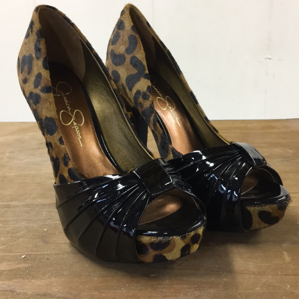 Jessica Simpson Leopard Pumps